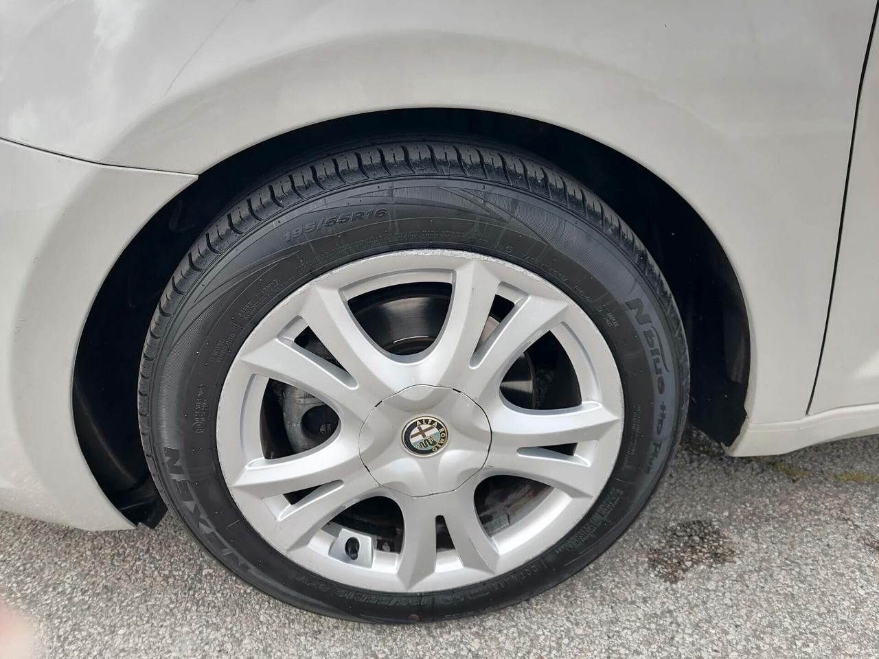 Alfa Romeo MiTo 1.3 JTDm-2 95 CV S&S Distinctive