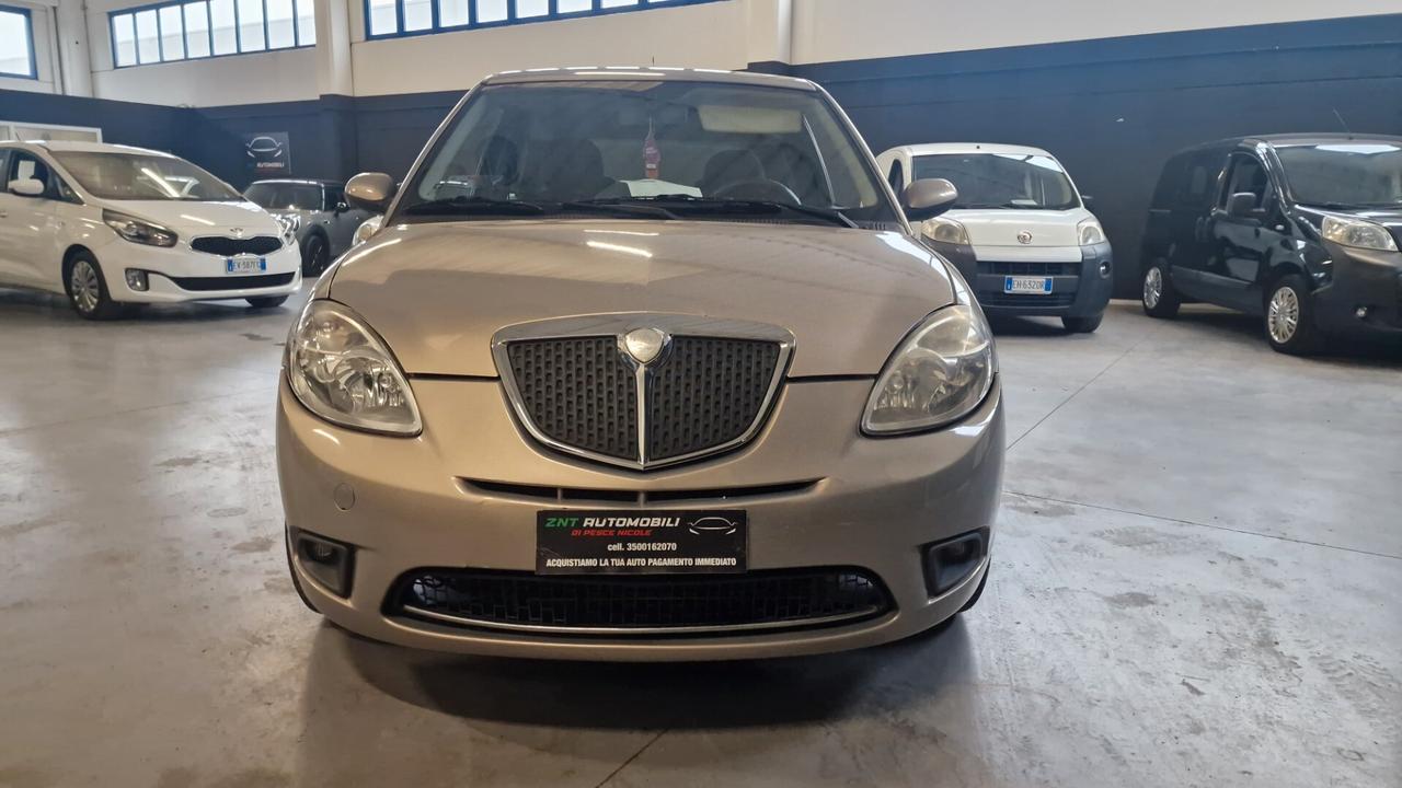 Lancia Ypsilon 1.2 Argento