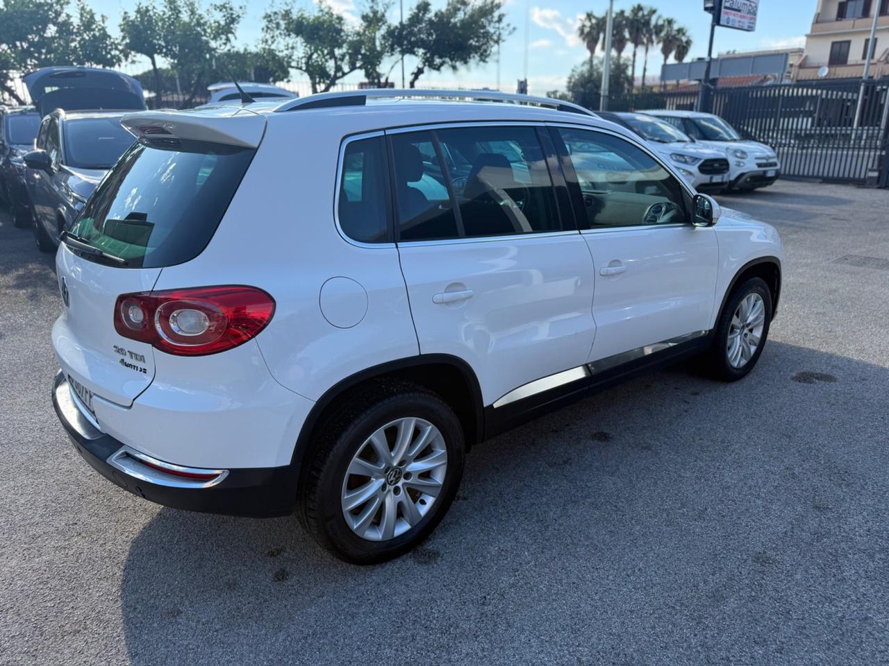 Volkswagen Tiguan 2.0 TDI DPF 4MOTION DSG Sport & Style