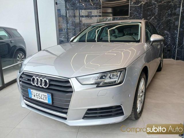 AUDI A4 Avant QUATTRO 40 TDI S tronic (Garanzia 12 Mesi)
