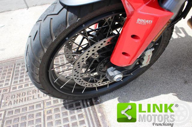 DUCATI Multistrada V4 S .