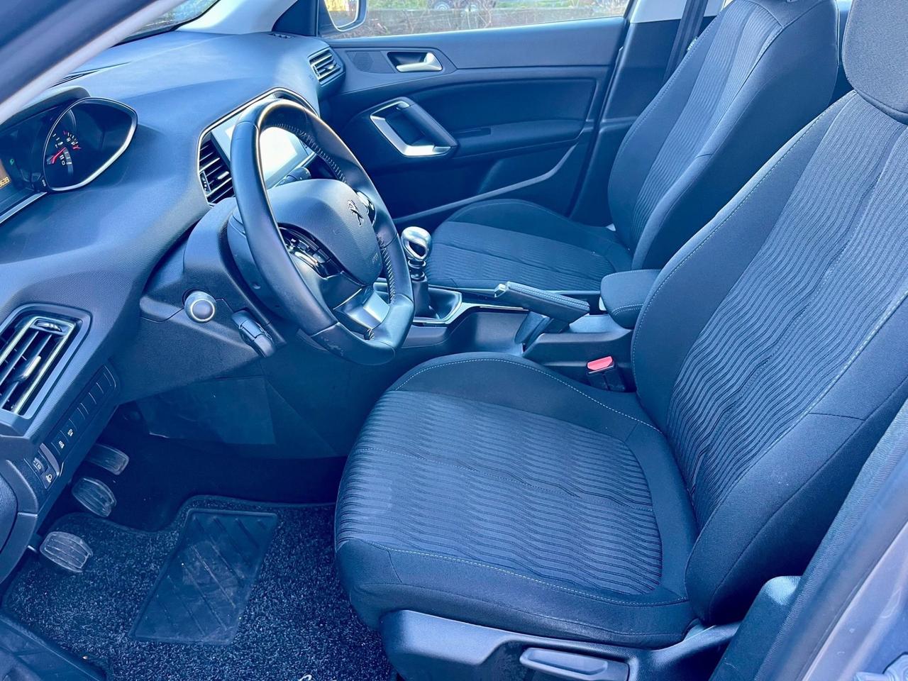 Peugeot 308 BlueHDi 150cv 2015 139.000km euro6 per neopatentati