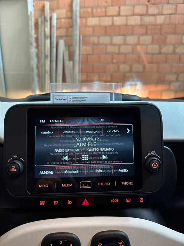 FIAT Panda New Panda 1.0 FireFly S&S Hybrid Pandina