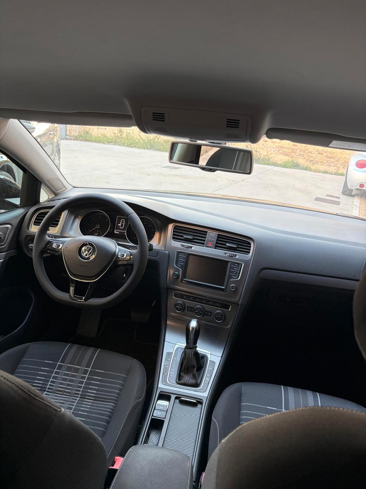 Volkswagen Golf Business 1.6 TDI DSG 5p. Comfortline BlueMotion Tech.