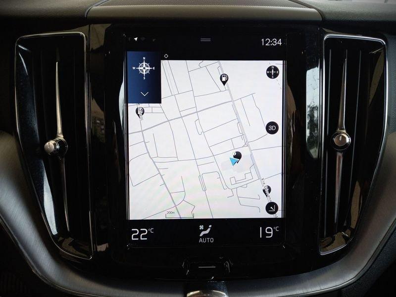 Volvo XC60 B4 197+14 CV AWD Automatica Mild Hybrid Momentum Pro
