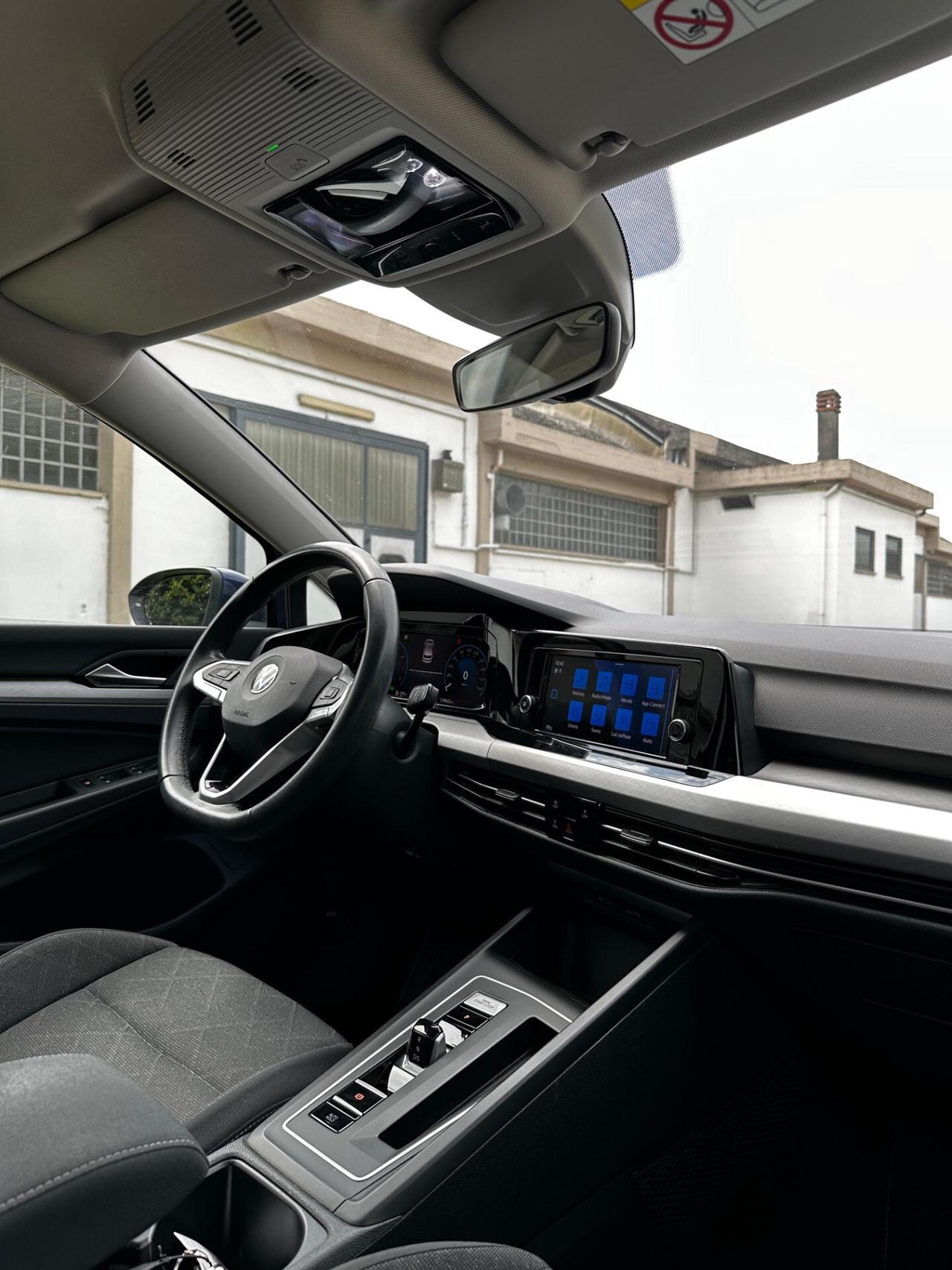 Volkswagen Golf 1.0 eTSI EVO DSG Life