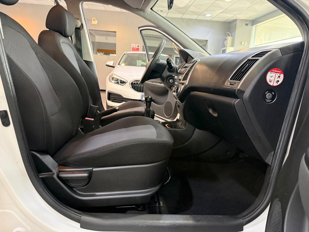 Hyundai i20 5p 1.2 Classic NEOPATENTATI !