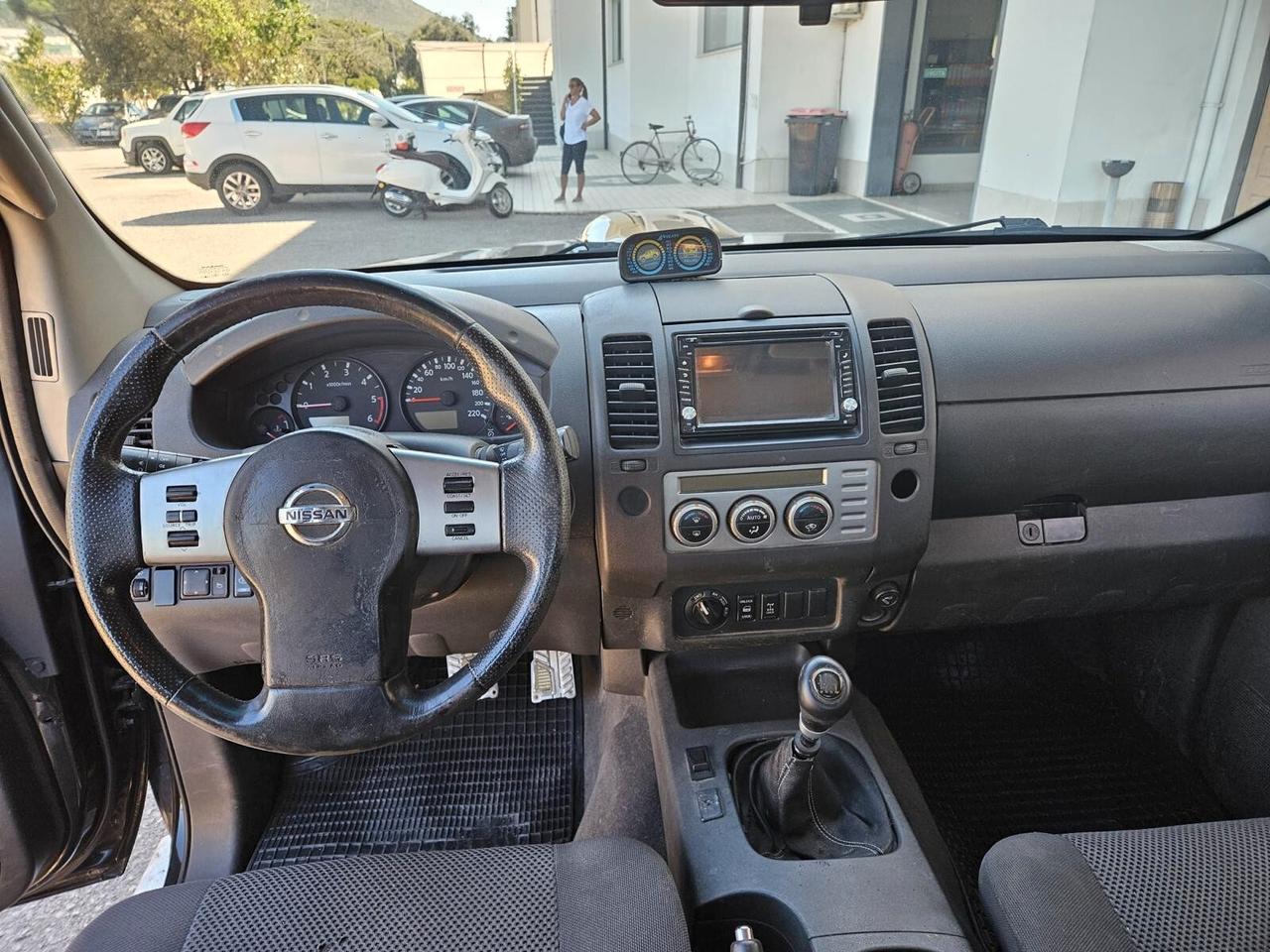 Nissan Navara 2.5 dCi 4 porte Double Cab XE