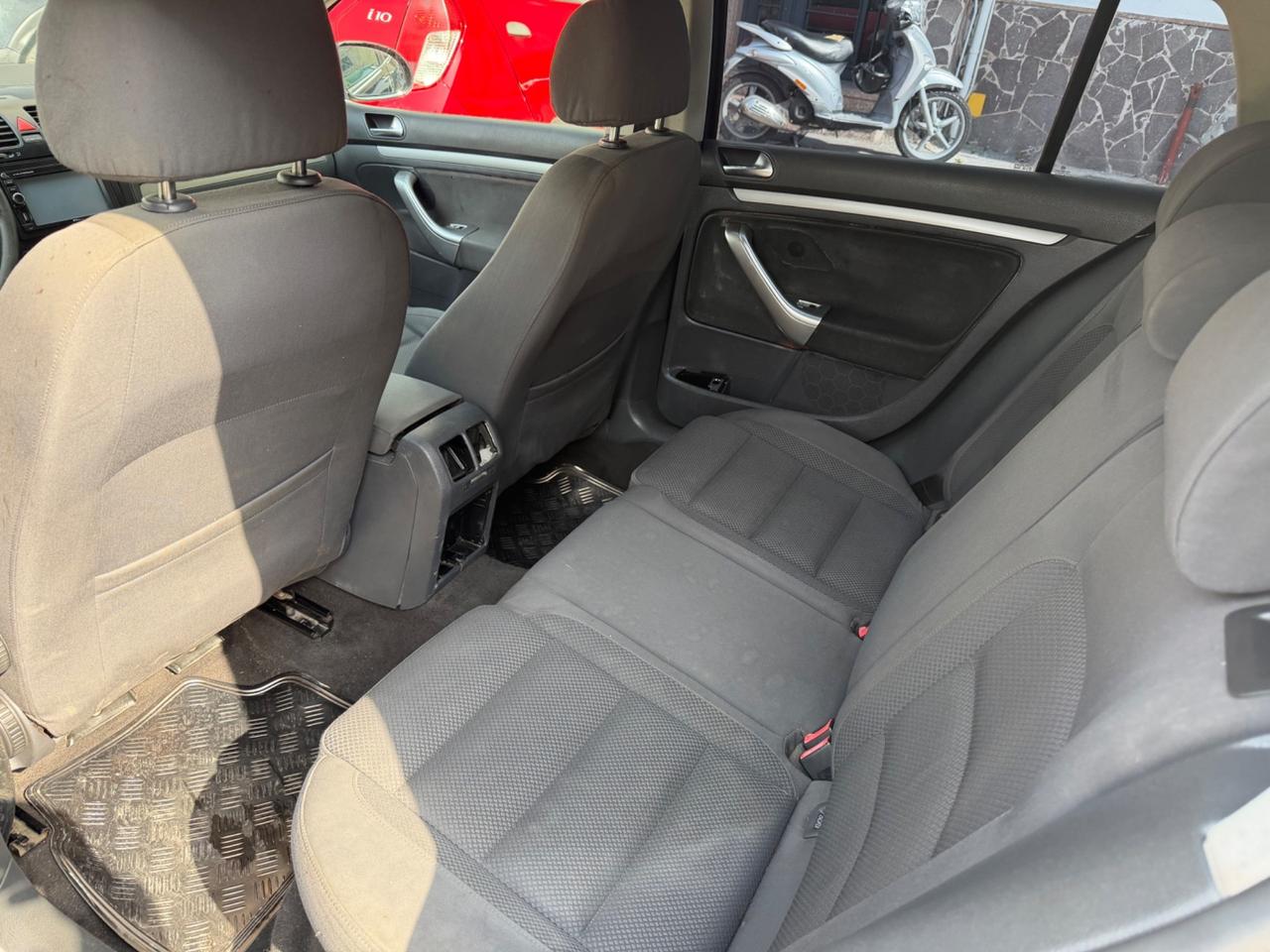 Volkswagen Golf 2.0 16V TDI 3p. Sportline