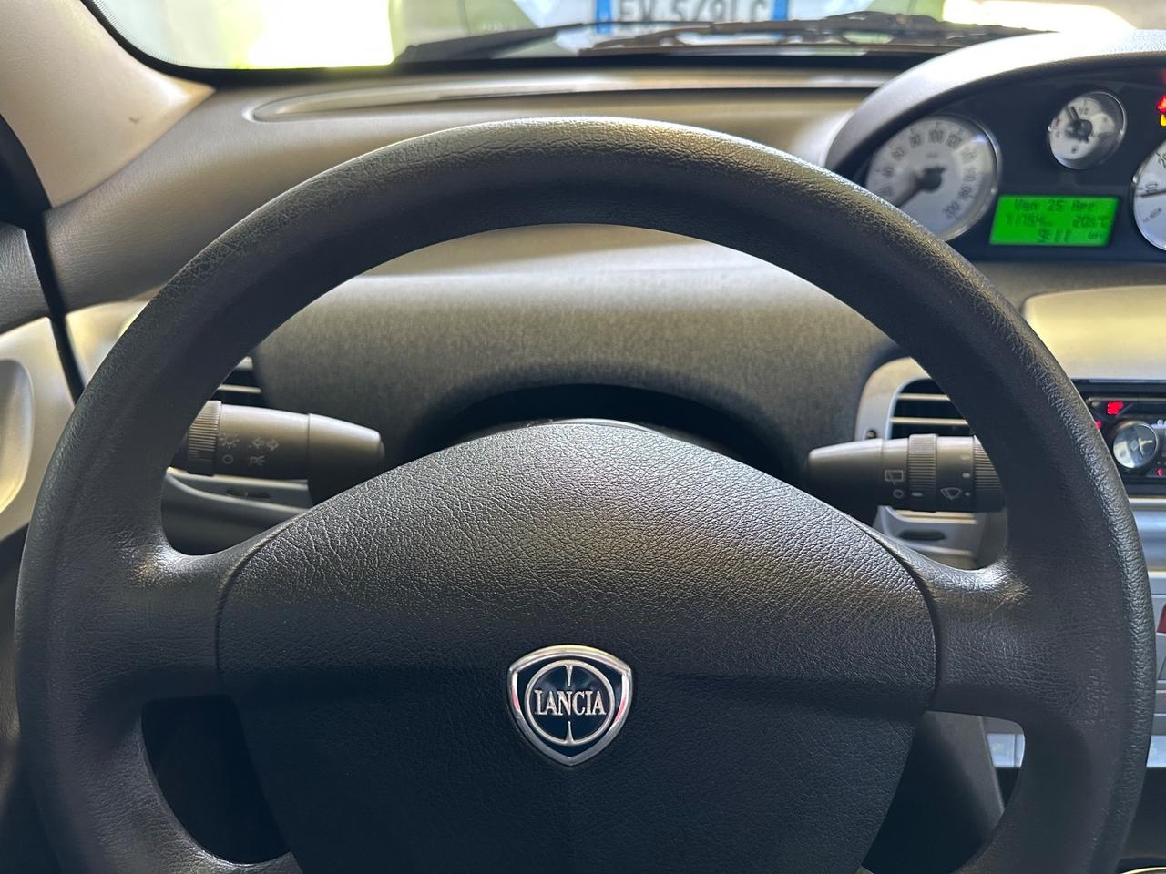 Lancia Ypsilon 1.2 60CV Elle —SOLO 71.700KM—