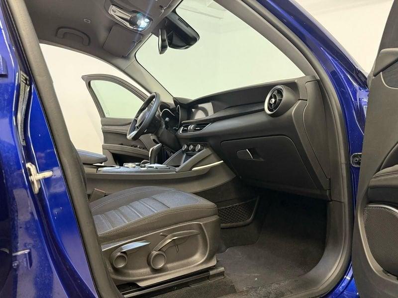 Alfa Romeo Stelvio 2.2 diesel 160CV AT8 RWD anche a 332€