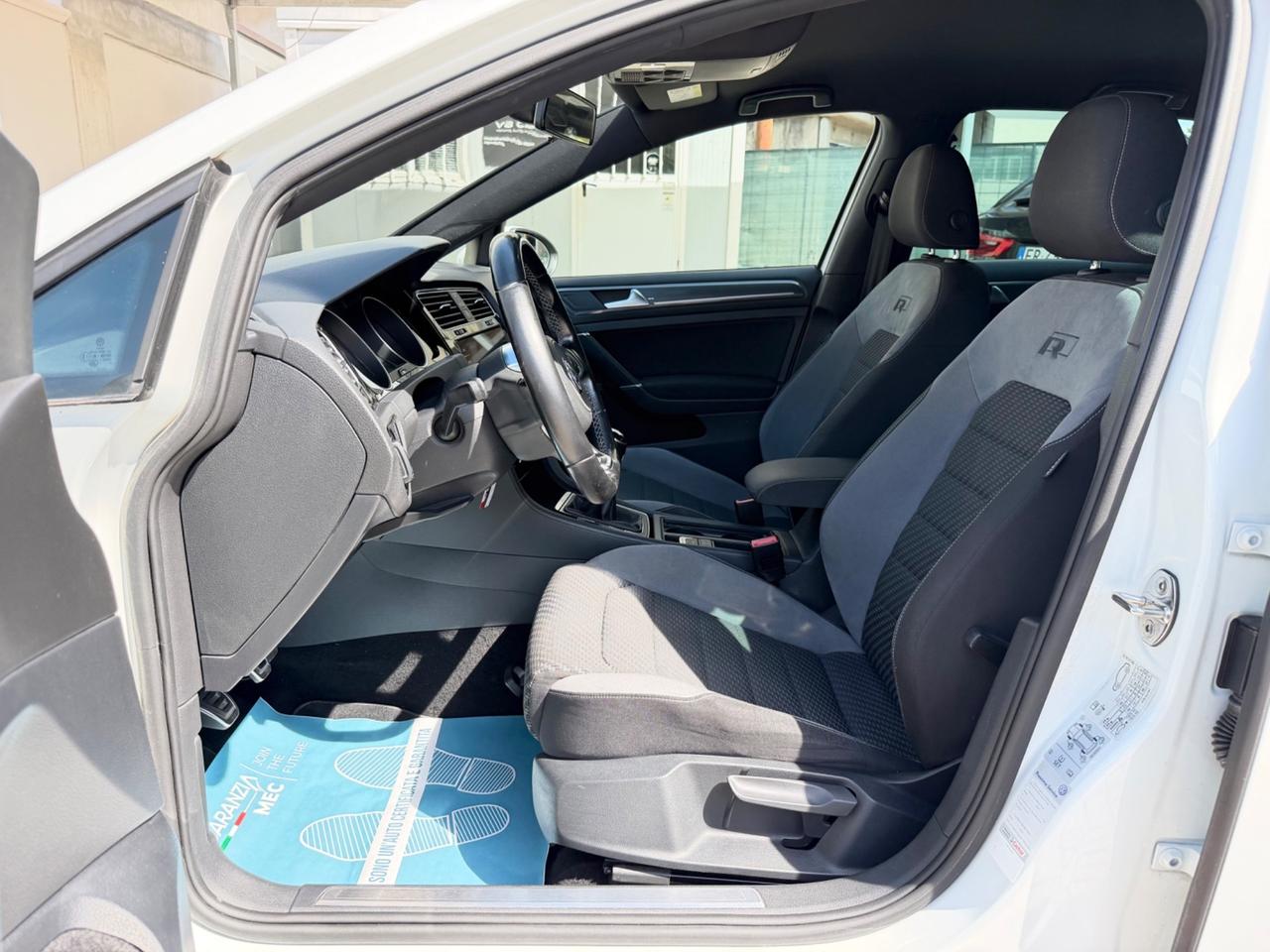 Volkswagen Golf 1.6 TDI R-Line - GARANZIA