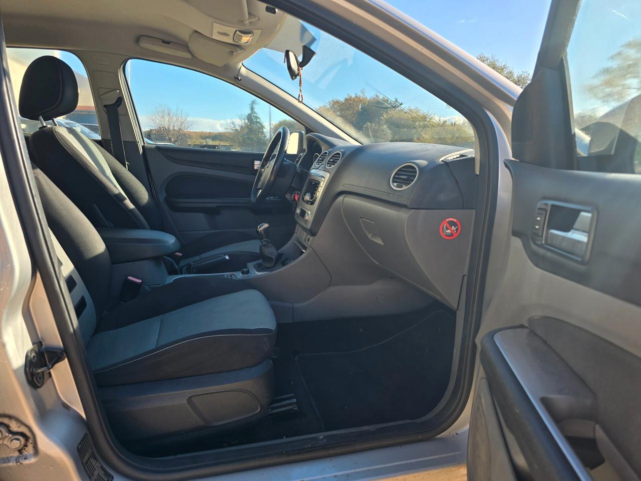 Ford Focus 1.6 TDCi (110CV) 5p. Tit. DPF