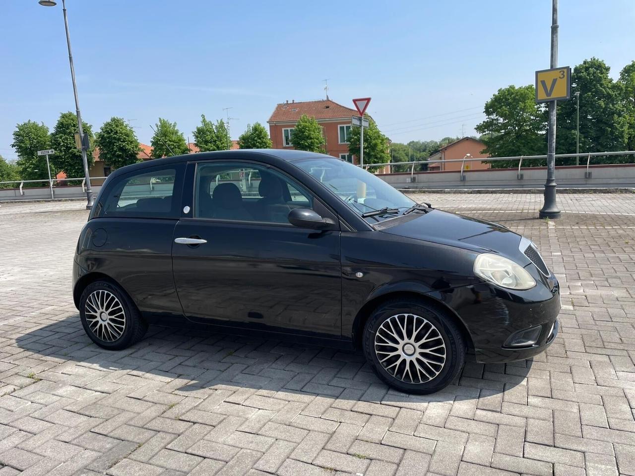 Lancia Ypsilon 1.4 GPL COLLAUDO 06/2029