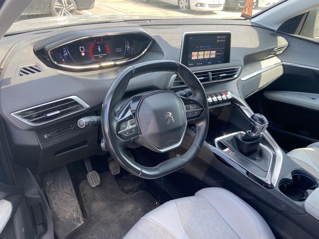 Peugeot 3008 1.5 BlueHDi 130cv Allure