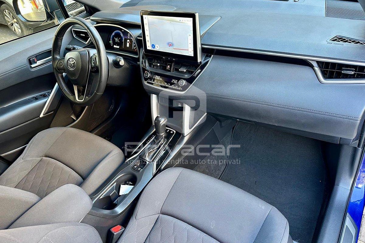 TOYOTA Corolla Cross 1.8 Hybrid 140 CV E-CVT Trend