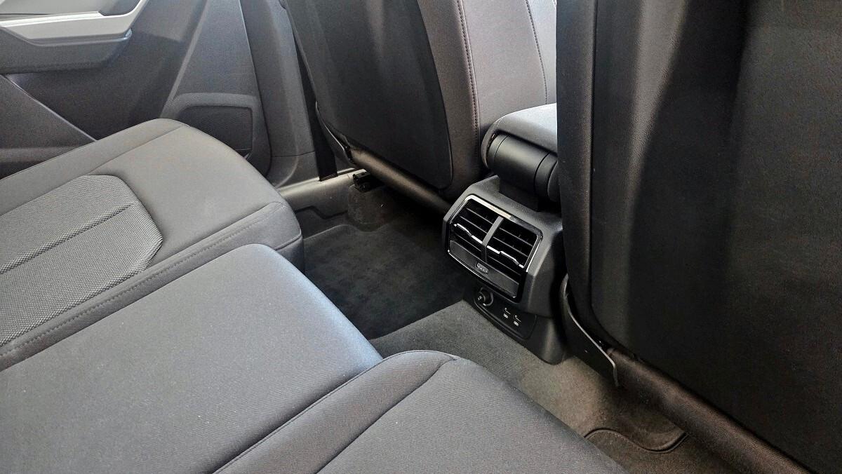 Audi Q3 40 TFSI Quattro S-Tronic Business Advanced