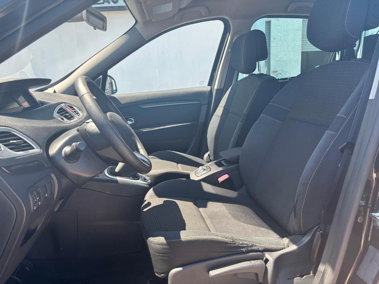 Renault Scenic Scénic X-Mod 1.5 dCi 110CV Dynamique
