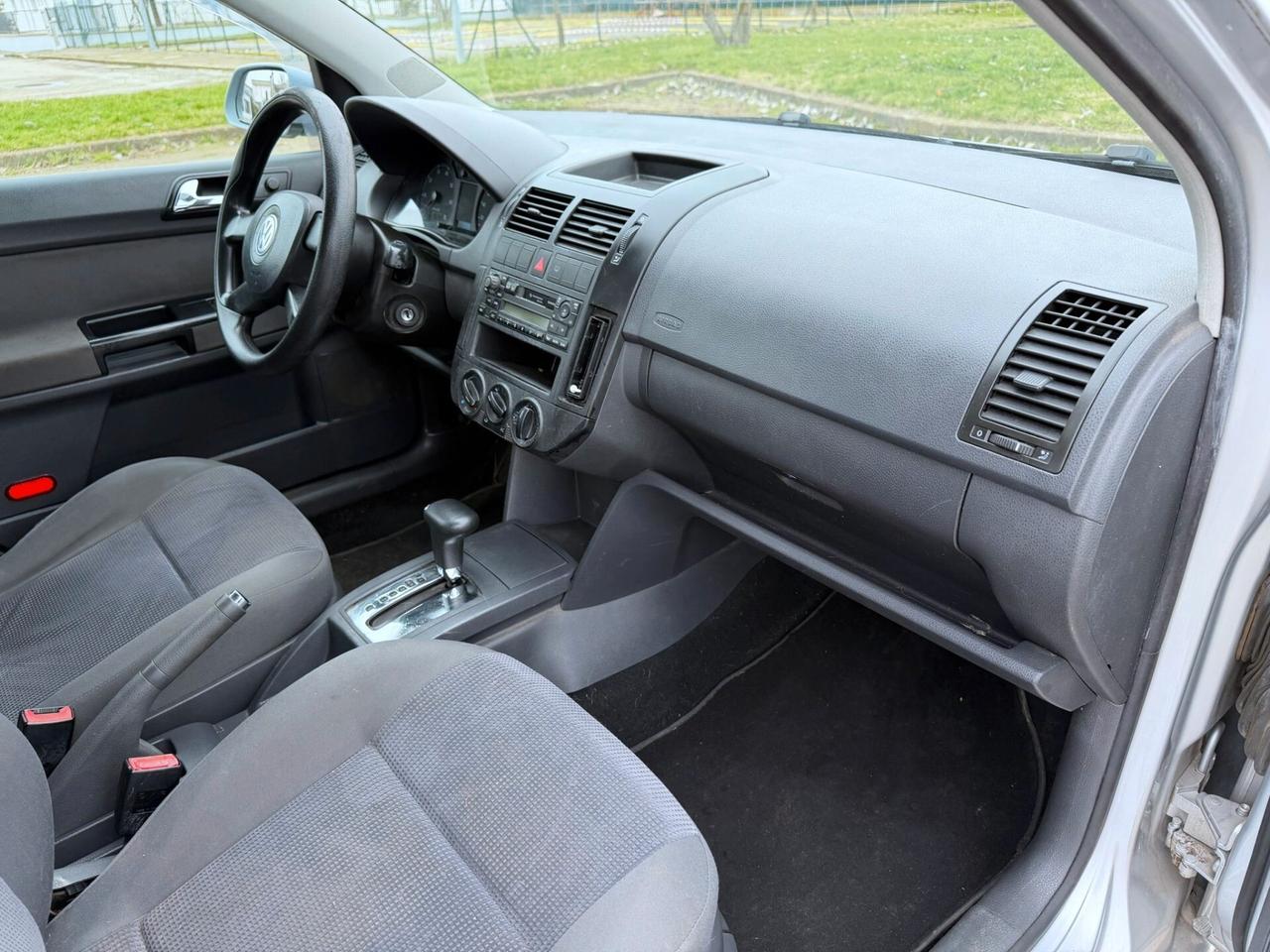 VOLKSWAGEN POLO 1.4 BENZINA AUTOMATICO