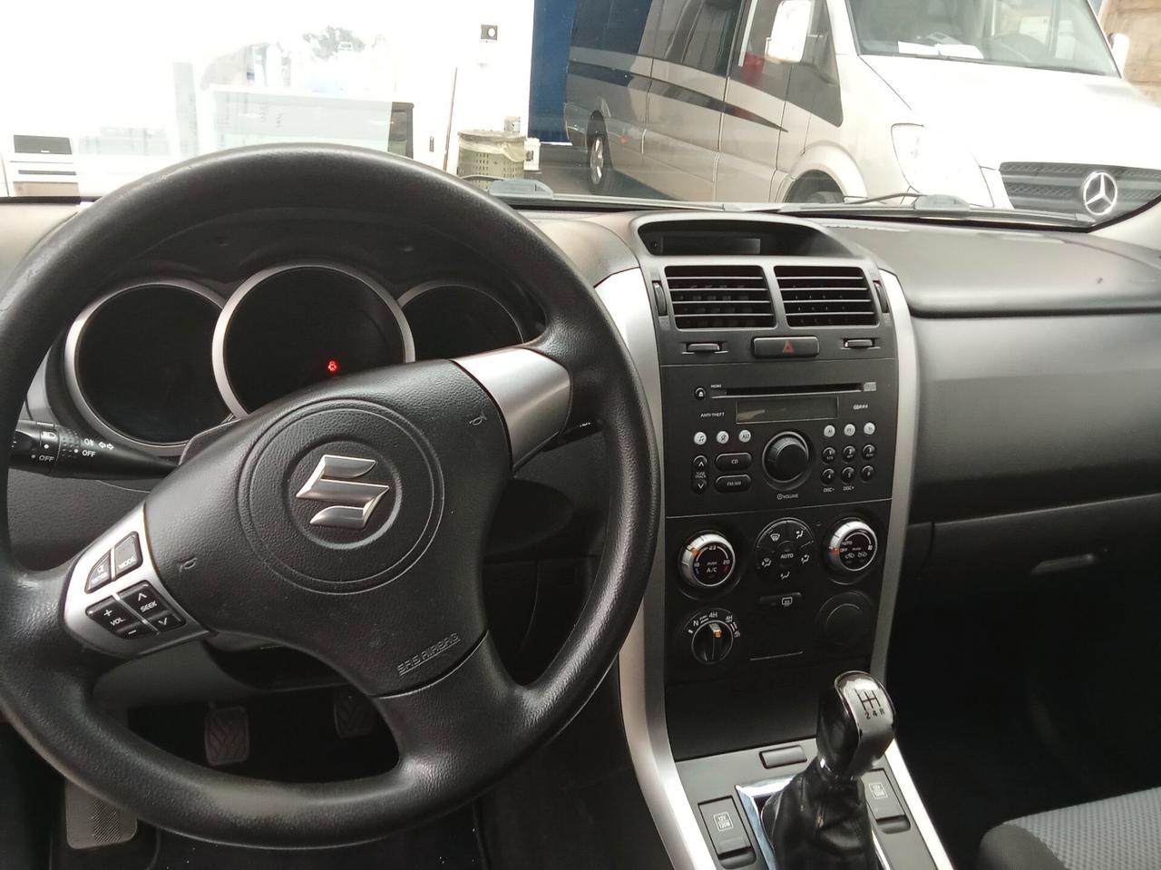Suzuki Grand Vitara 1.9 DDiS 3 porte/4X4/PROBLEMI MOTORE/
