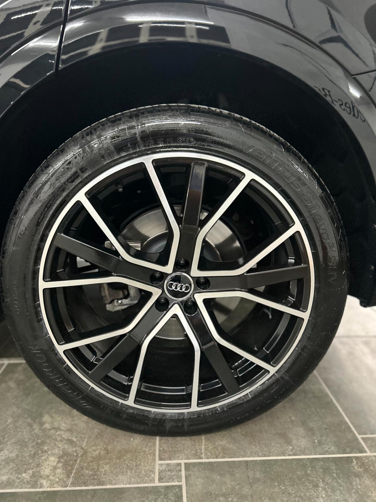 Audi Q8 45TDI 3.0 231 CV Quattro S Line 2023