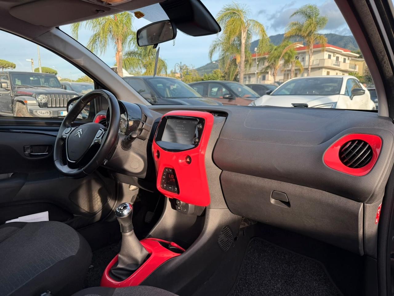 Citroen C1 PureTech 82 5 porte Shine