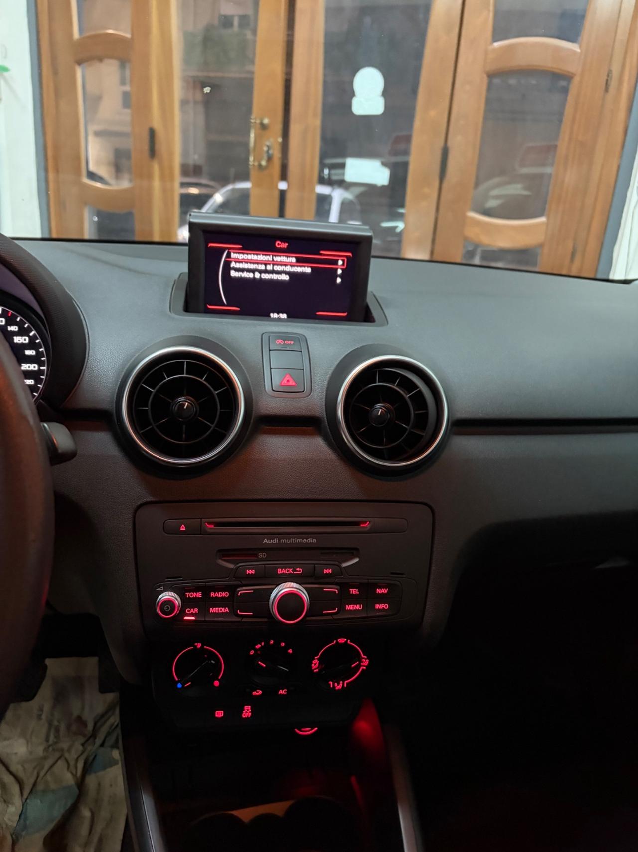 Audi A1 1.6 TDI Attraction