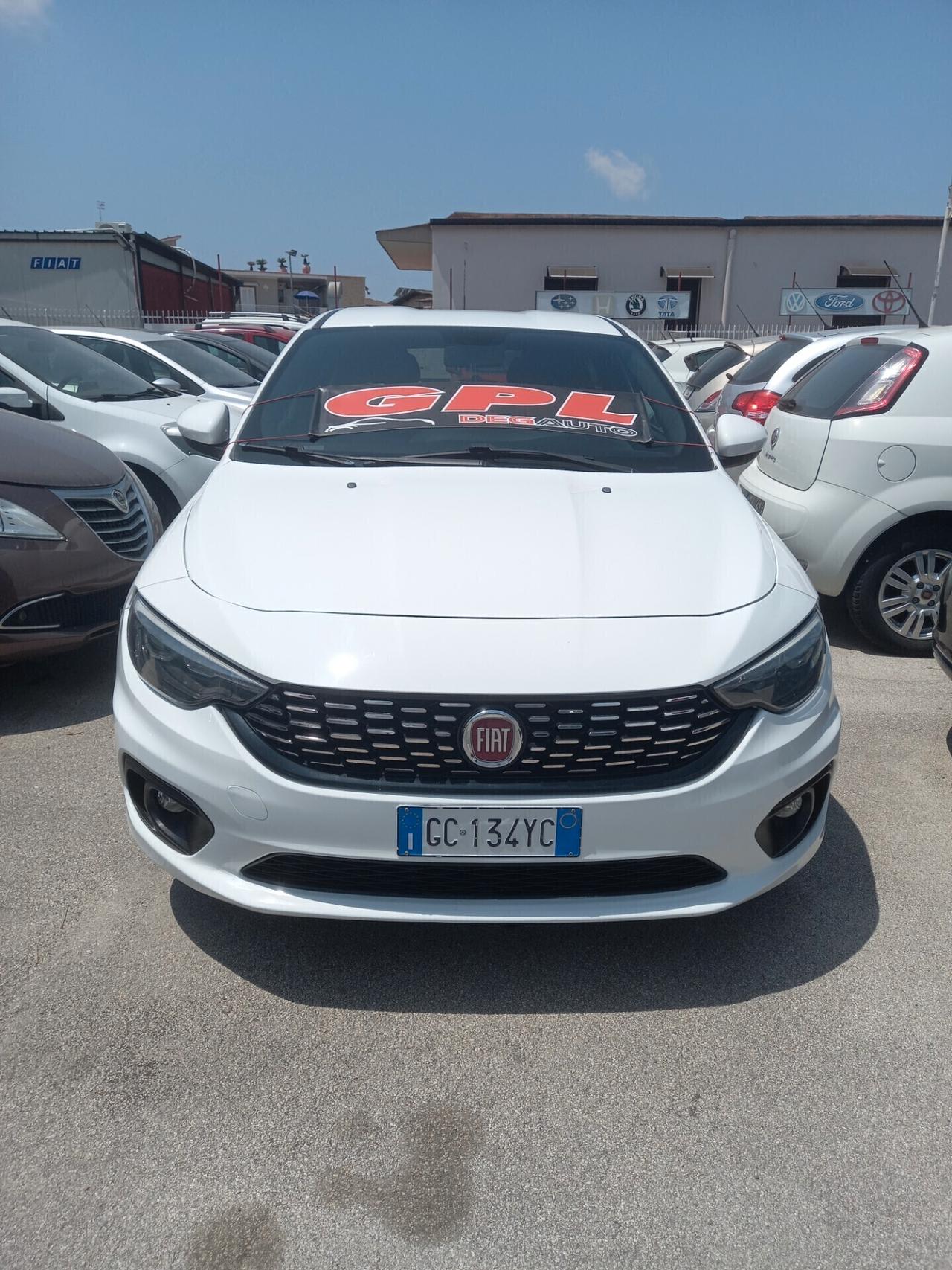Fiat Tipo 1.4 Gpl di Serie 95CV Street 2021