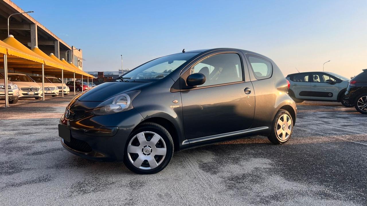 Toyota Aygo 1.0 12V VVT-i 3 porte
