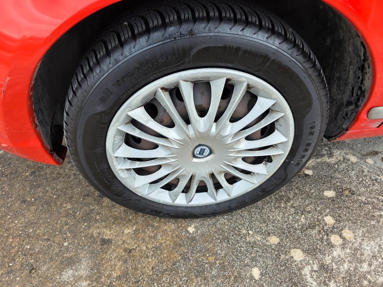 Lancia Ypsilon 1.2 Argento