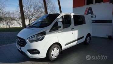 FORD Transit Custom 300 2.0 TDCi 130 PC-DC Furgo