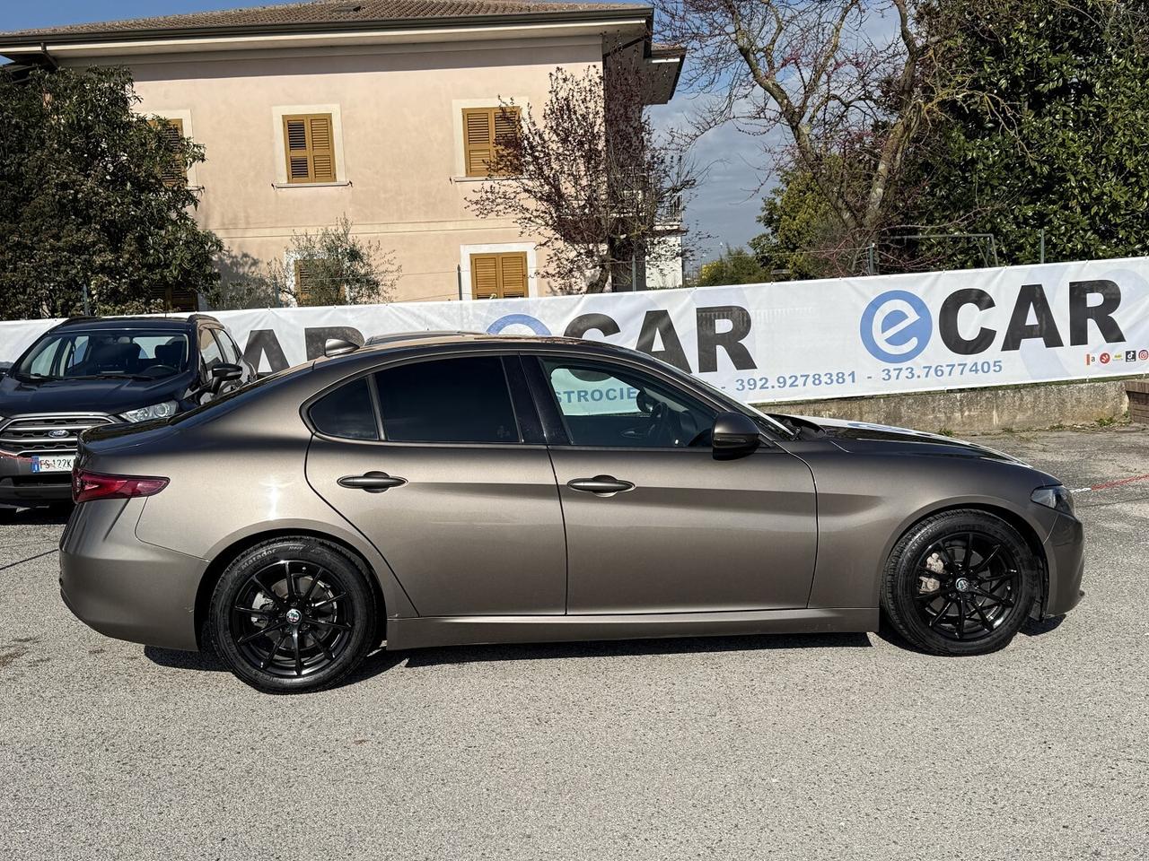 ALFA ROMEO GIULIA 150CV NAVI LED DNA