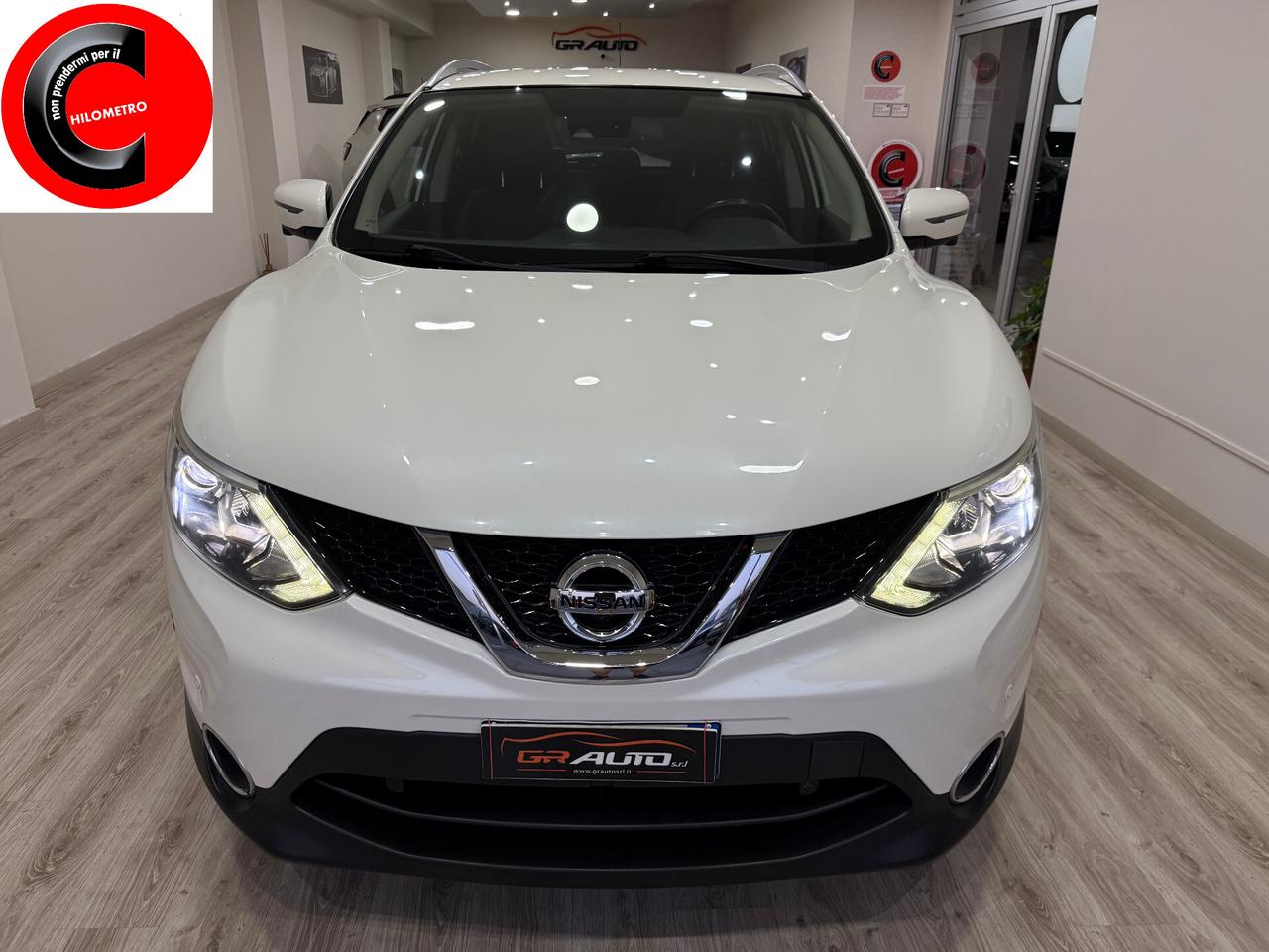 Nissan Qashqai 1.6 dCi 2WD Tekna *full optional *