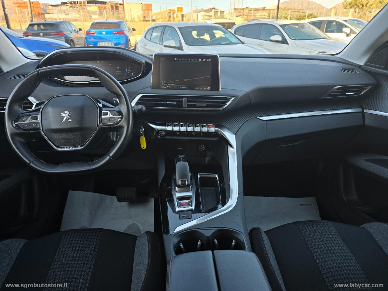 PEUGEOT 3008 BlueHDi 130 S&S EAT8 Business