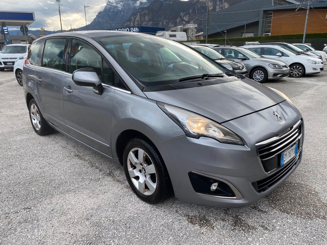Peugeot 5008 BlueHDi 120 S&S Business