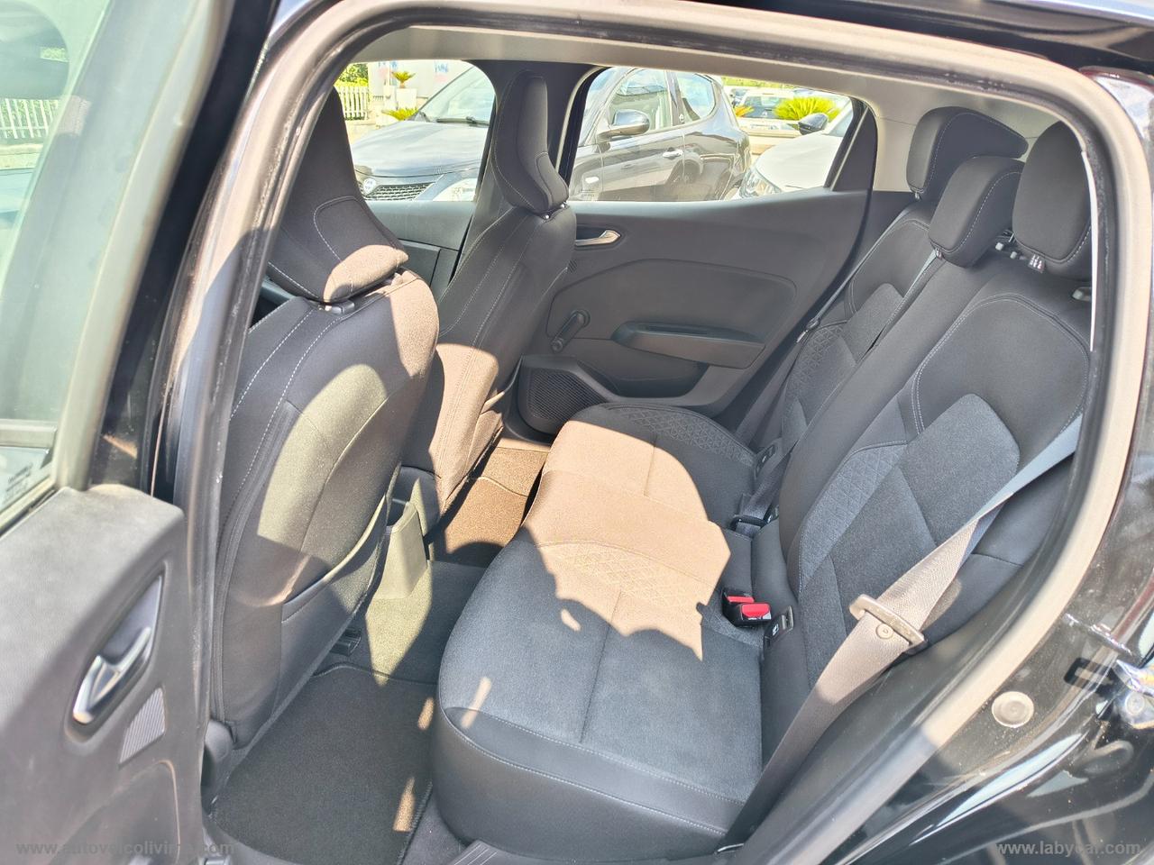 RENAULT Clio TCe 100 CV GPL Business