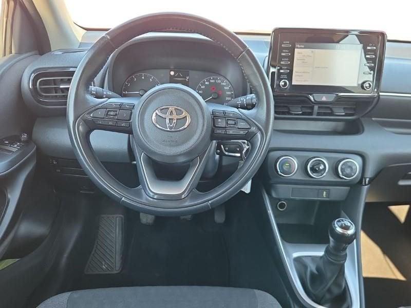 Toyota Yaris 4ª serie 1.0 5 porte Business