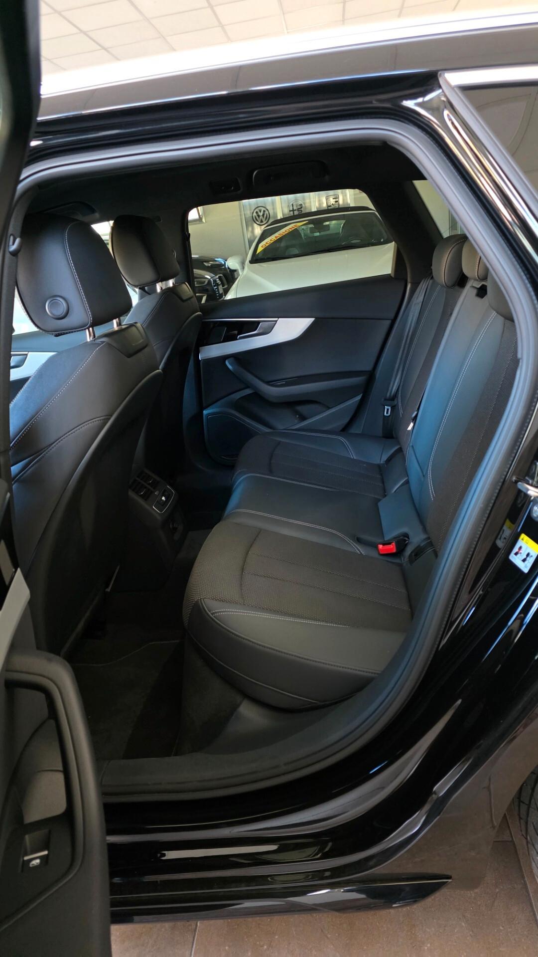 Audi A4 Avant 40 TDI S tronic line edition