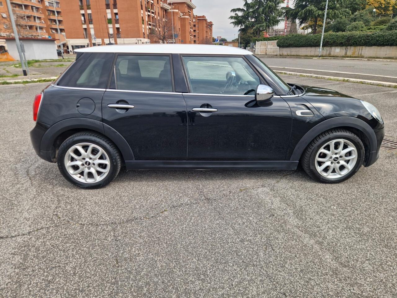 Mini Cooper D 1.5 136cv 5porte *FRIZIONE NUOVA*