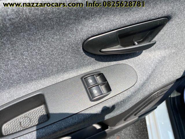 LANCIA Ypsilon 1.0 FireFly 5 porte S&S Hybrid Ecochic Silver