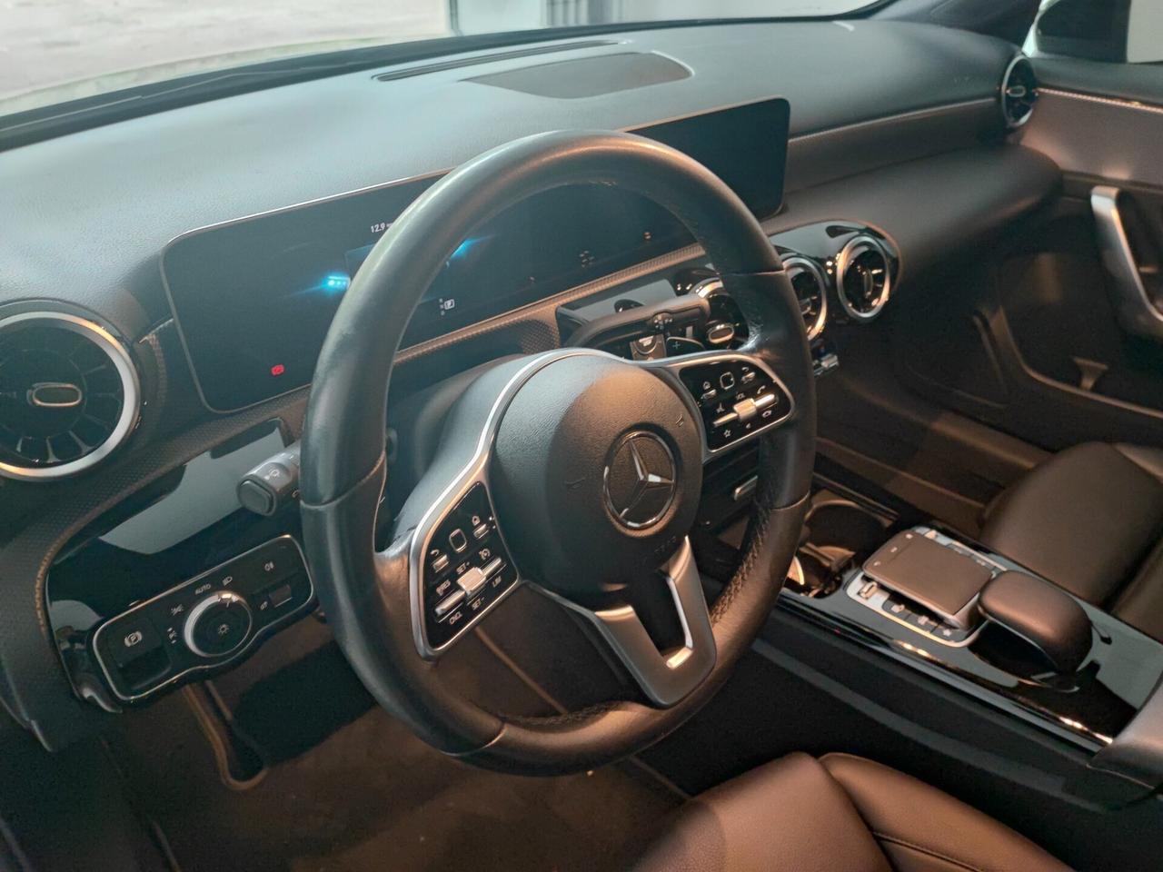 Mercedes-benz A 180 d Automatic Premium