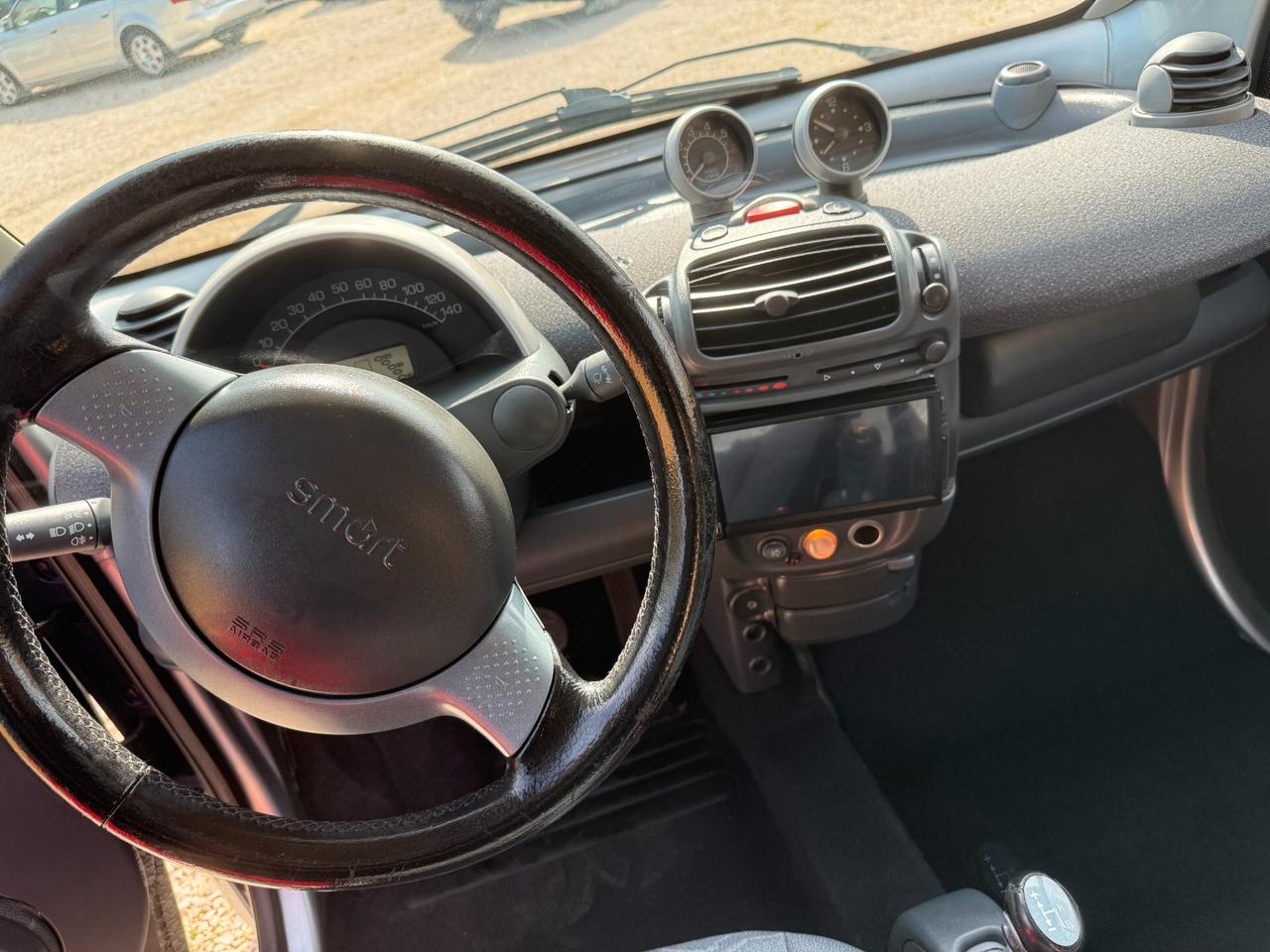 Smart ForTwo 700 coupé pure (37 kW)