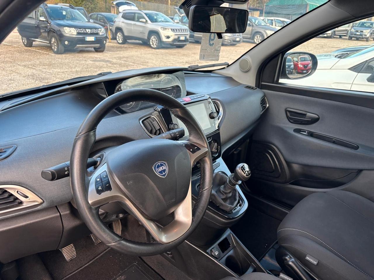 Lancia Ypsilon GOLD 1.0 Hybrid 5 porte - 2022