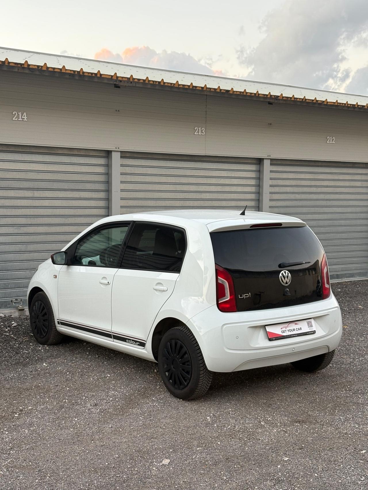 Volkswagen up! versione colour up!