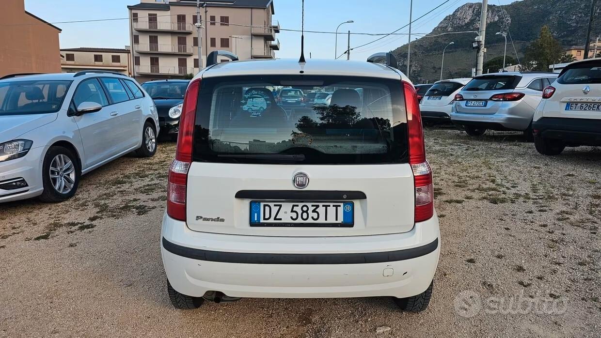 Fiat Panda 1.2 60 CV GPL 2010 Active € 3.000,00 X NEO PATENTATI