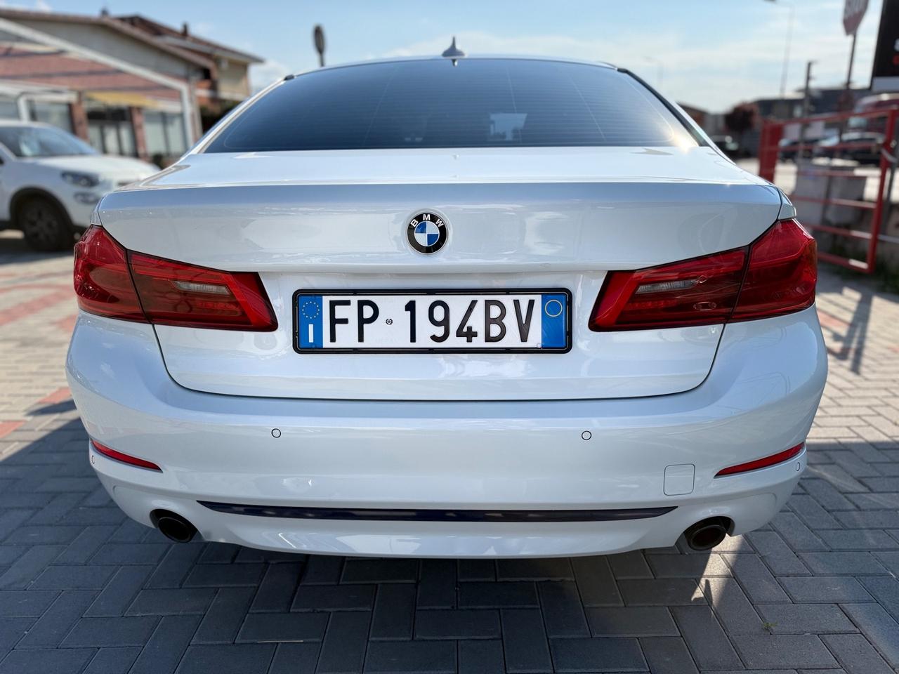 Bmw 520d Sport BERLINA .BIANCO PERLA