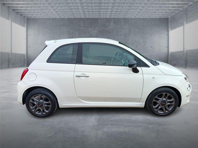 FIAT 500 (2015-2024) 1.0 Hybrid Connect