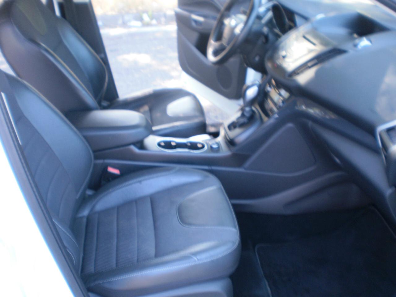 Ford Kuga 2.0 TDCI 140 CV 4WD Titanium