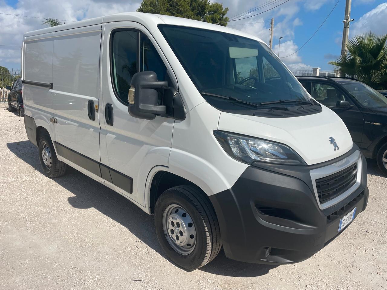 Peugeot Boxer 330 2.2 BlueHDi 140 S&S PC-TN Furgone