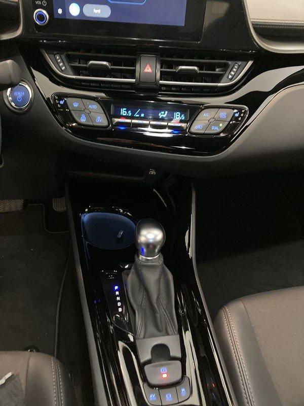 Toyota C-HR 1.8 HV E-CVT Trend